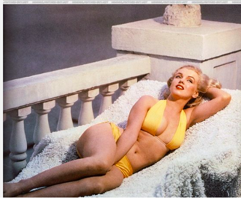 Marilyn Monroe Curves